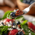 Menumaison spinach strawberry salad serving