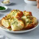 Pain au parmesan et ail aux herbes fraîches 3 Pain au parmesan et ail aux herbes fraîches